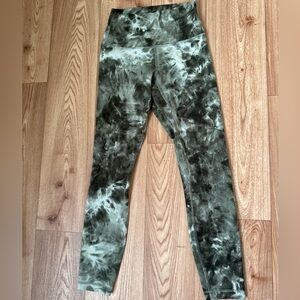 lululemon tie dye align leggings